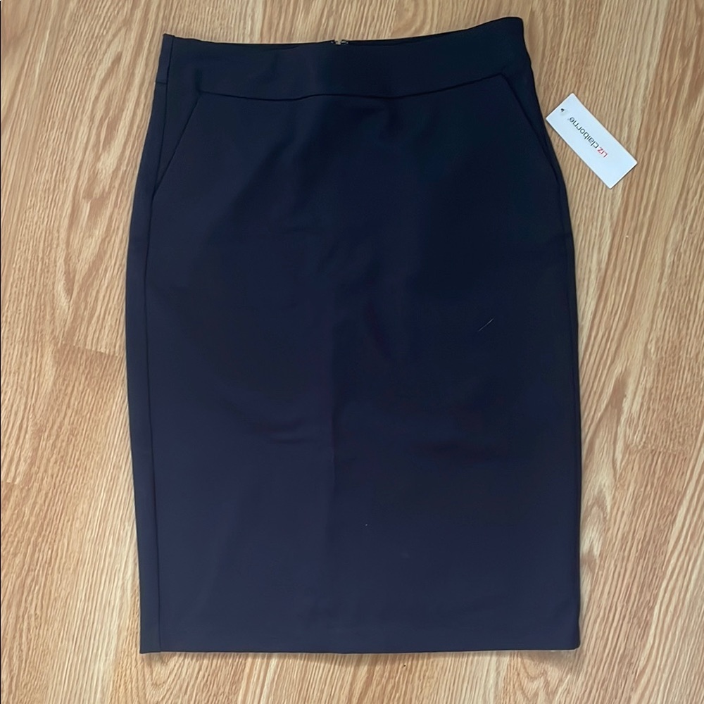 Liz Claiborne Blue Knee-Length Pencil Skirt Work